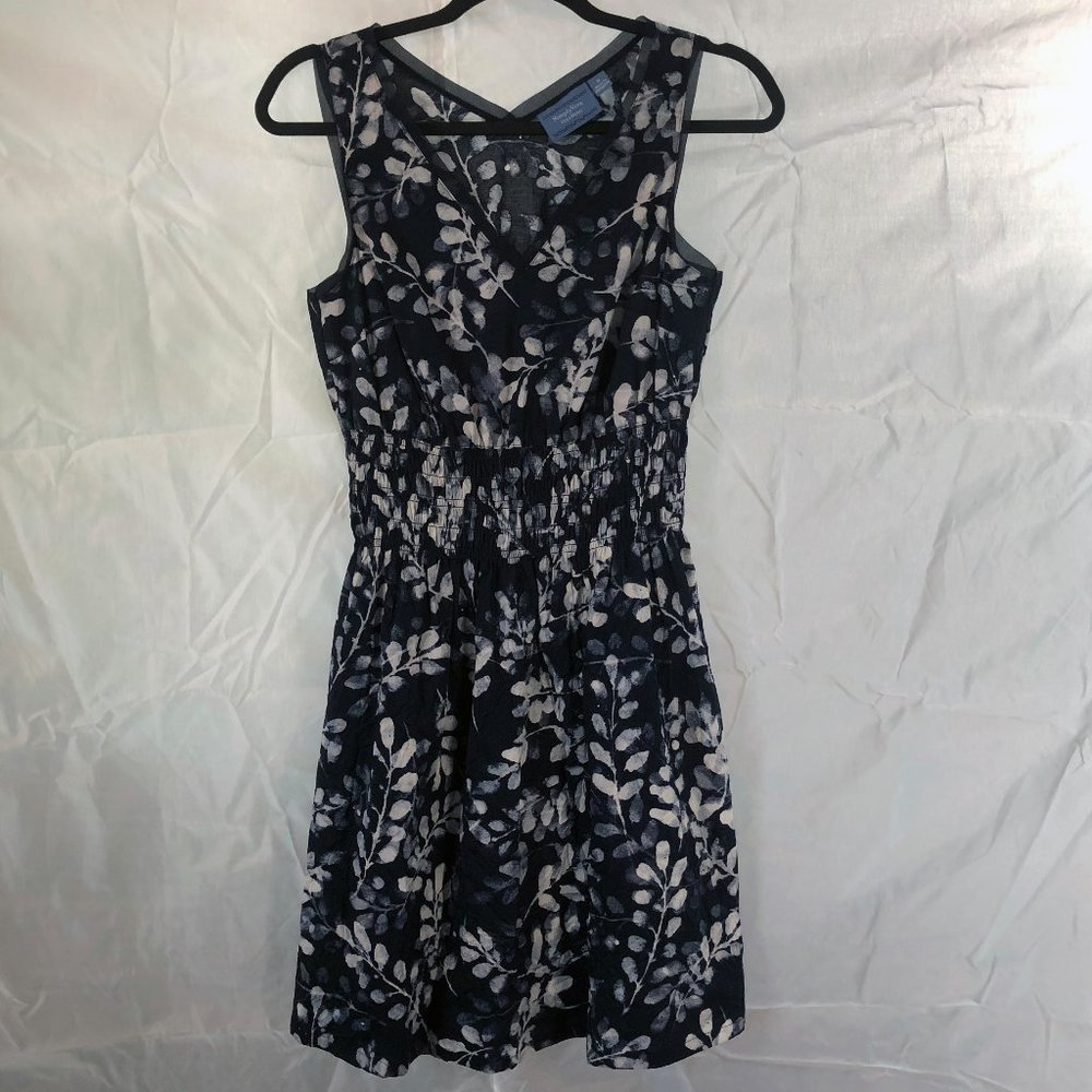 Simply Vera Navy/White Floral Dress Size SM